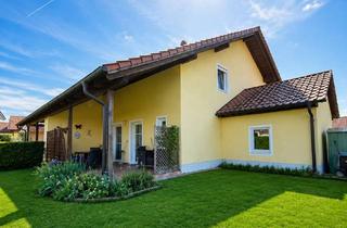 Doppelhaushälfte kaufen in 94550 Künzing, Gepflegte vermietete Doppelhaushälfte mit Garten, Terrasse, Garage & Keller!