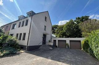 Doppelhaushälfte kaufen in 41238 Giesenkirchen, Doppelhaushälfte in Top Lage Mönchengladbach-Giesenkirchen