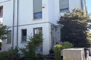 Doppelhaushälfte kaufen in 65207 Auringen, Familienfreundliche Doppelhaushälfte mit Blick ins Grüne, 7 Zimmer, PV-Anlage