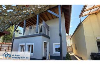 Einfamilienhaus kaufen in 86643 Rennertshofen, Freistehendes Einfamilienhaus mit viel Platz, zwei Balkonen und Photovoltaikanlage
