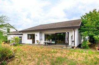 Haus kaufen in 67166 Otterstadt, Bungalow mit Garten und Garage in Otterstadt in ruhiger Lage sucht neuen Erwerber/in