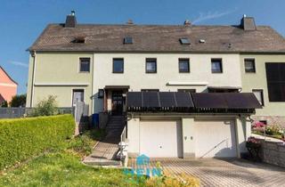 Haus kaufen in 08289 Schneeberg, Ihr neues Familiennest: Charmantes Wohnhaus mit Garten, Terrasse und viel Platz zum Glücklichsein.