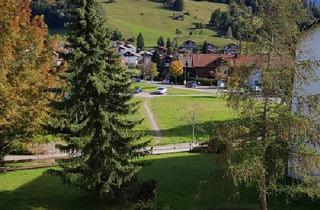 Wohnung kaufen in 87534 Oberstaufen, Oberstaufen - Sonnige 3 Zimmer mit Garage, Top Zustand, 6 Familien Haus