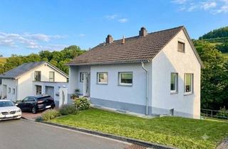 Mehrfamilienhaus kaufen in 36266 Heringen, Heringen (Werra) - Zweifamilienhaus mit Garten & Garage in Heringen (Werra)