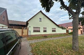 Haus kaufen in 06386 Osternienburger Land, Osternienburger Land - Haus zum kaufen