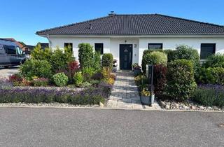 Haus kaufen in 17168 Jördenstorf, Jördenstorf - Neuwertiger Winkelbungalow