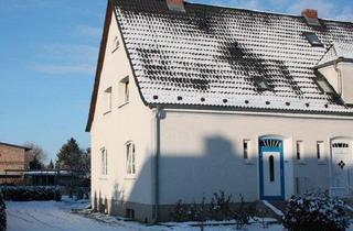 Reihenhaus kaufen in 17389 Anklam, Anklam - End-Reihenhaus-Aufgang in Anklam