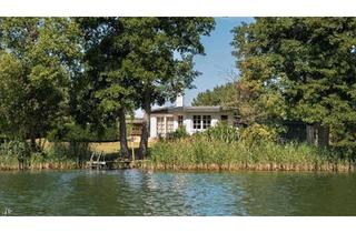 Haus kaufen in 16831 Rheinsberg, Rheinsberg - Sonniges Wassergrundstück mit Bootssteg (Rheinsberger Seenplatte)