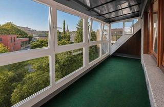 Wohnung kaufen in 23795 Bad Segeberg, Attraktive Dachgeschosswohnung mit Wintergarten in Bestlage