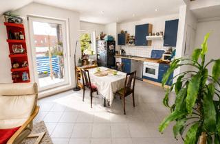Wohnung kaufen in 68519 Viernheim, Lichtdurchflutete Dachgeschosswohnung mit Galerie und Balkon