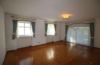 Wohnung kaufen in 94496 Ortenburg, Ihr neues Wohlfühlzuhause: Lichtdurchflutete 4 Zimmer-EG-Wohnung mit kleinem Garten