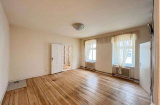 Wohnung kaufen in 13597 Spandau, Bezugsfrei: teilweise renovierte 2-Zimmer zur Eigennutzung oder als Renditeobjekt