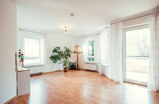 Wohnung kaufen in 71732 Tamm, 2,5-Zimmer-Erdgeschosswohnung in Tamm - mit eigenem Garten und Tiefgarage
