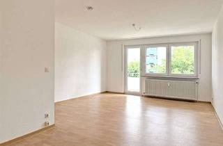 Wohnung kaufen in Königsberger Str., 71111 Waldenbuch, Attraktive 1,5-Zimmer-Wohnung mit Loggia in gepflegter Wohnanlage