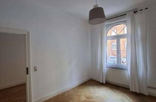 Wohnung kaufen in Freiligrathstraße 61, 60385 Bornheim, 2 Zimmer Altbau in zentraler Lage von Frankfurt-Bornheim