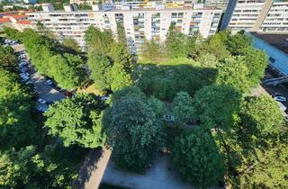 Wohnung kaufen in Wilhelm-Hauff-Str. 20, 86161 Herrenbach, renovierungsbedürftige Wohnung über den Dächern von Augsburg zu verkaufen