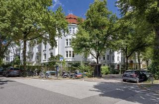 Wohnung kaufen in 20251 Hoheluft-Ost, Altbaucharme mit großzügigem Grundriss im Herzen von Hamburg-Eppendorf