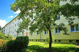 Wohnung mieten in Käthe-Niederkirchner-Straße, 02977 Hoyerswerda, 4 Räume - Erdgeschoss - 2 Bäder - Dusche & Badewanne - Balkon - Traum vom neuen Zuhause