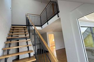 Wohnung mieten in Tannenbergstraße 47, 73230 Kirchheim, Großzügige Dachterrassenwohnung / 4-Zimmer-Maisonette-Wohnung mit EBK