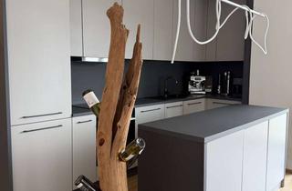 Wohnung mieten in Ludwig-Franzius-Platz 12, 28217 Handelshäfen, Gehobene 2-Zimmer-Wohnung im Europahafenkopf in der Überseestadt in Bremen