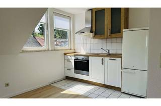 Wohnung mieten in 66292 Riegelsberg, Schöne renovierte 2-ZKB-Dachgeschosswohnung mit Balkon und Talblick in Riegelsberg