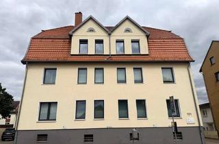 Wohnung mieten in 30823 Garbsen, Erstbezug nach Sanierung: Großzügige 3-Zimmer-Wohnung