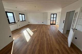 Wohnung mieten in 85120 Hepberg, Großzügige Kernsanierte 3-Zimmer 1.OG Wohnung + 2 Balkone in zentraler Lage von Hepberg