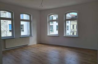 Wohnung mieten in Steinweg 34, 06110 Halle, Zentrale 3 Zimmer, Küche, Bad, WG-geeignet
