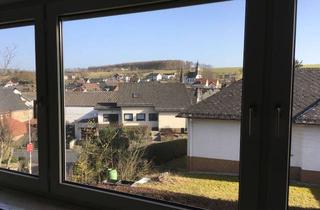 Wohnung mieten in 65329 Hohenstein, Wie im eigenen Haus! 4-ZKB in Hohenstein mit Sonnenbalkon und ebenerdigem Zugang!