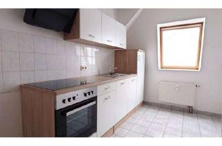 Wohnung mieten in Breite Str. 12, 01589 Riesa, Helle 3-Zimmer-Wohnung in zentraler Lage von Riesa - sanierter Altbau, inkl. neuer Küche