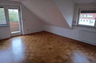 Wohnung mieten in Asperweg, 89143 Blaubeuren, Helle 3-Zimmer-Dachgeschosswohnung mit Balkon, Garage und Einbauküche in Blaubeuren-Asch