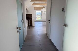 Wohnung mieten in Obere Wacholderstraße, 95503 Hummeltal, Neuwertig kernsanierte Dachgeschosswohnung in Hummeltal