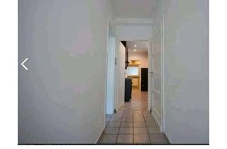 Wohnung mieten in 53844 Troisdorf, Moderne 2-Zimmer-Wohnung im Erdgeschoss mit Keller