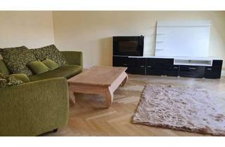 Wohnung mieten in 12161 Steglitz, Exklusive, geräumige und vollständig renovierte 2-Zimmer-DG-Wohnung