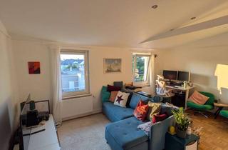 Wohnung mieten in 60489 Rödelheim, Helle 2-Zimmer-Dachgeschosswohnung in Frankfurt-Rödelheim