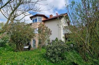 Haus kaufen in 61267 Neu-Anspach, 3FH mit kleiner Gewerbefläche in Neu-Anspach!