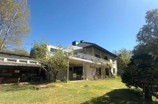 Haus kaufen in 36251 Bad Hersfeld, Naturrefugium mit zwei Wohneinheiten und außergewöhnlichem Potenzial