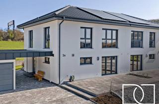 Haus kaufen in 95502 Himmelkron, Bezugsfertiger Neubau! Hochwertiges KfW 40+ Haus in ruhiger Lage mit Südterrasse, Garten und Garage