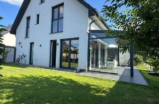 Haus kaufen in 25335 Elmshorn, Exklusive DHH in ruhiger Sackgassenlage am Naturschutzgebiet/Provisionsfrei