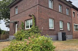Haus kaufen in Roermonder Straße 47, 41849 Wassenberg, Ein-/Zweifamilienhaus mit vielseitigen Nutzungsmöglichkeiten!