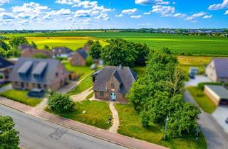 Haus kaufen in 25920 Risum-Lindholm, Nur 5 Min. bis Niebüll: EFH mit neuer Wärmepumpe (Q4), ca. 40 m² Ausbaureserve & großem Grundstück