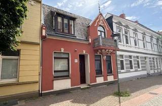 Einfamilienhaus kaufen in 27576 Lehe, Bremerhaven-Lehe // Historisches Einfamilienhaus aus 1906 mit individuellem Charakter
