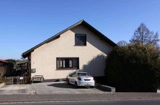 Haus kaufen in 61200 Wölfersheim, Großzügig wohnen am Feldrand – Vielseitiges Wohnhaus mit Entwicklungsmöglichkeiten