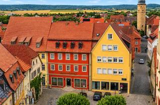 Haus kaufen in Marktplatz 13, 97447 Gerolzhofen, HISTORISCHES WOHN- UND GESCHÄFTSHAUS MIT EHEMALIGER STADTAPOTHEKE AM MARKTPLATZ ZU VERKAUFEN