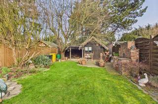Reihenhaus kaufen in 52382 Niederzier, Provisionsfrei! Gemütliches Reihenhaus mit Wintergarten, Kamin und großem Garten in Selhausen