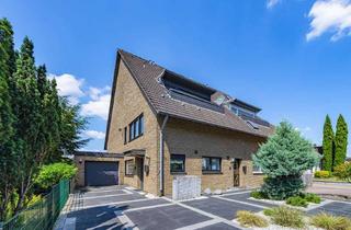 Einfamilienhaus kaufen in 40764 Langenfeld, Familienidylle im Herzen von Langenfeld – Stilvolles Einfamilienhaus mit Maisonette-Einliegerwohnung