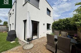 Haus mieten in 97348 Rödelsee, Familienfreundliche Doppelhaushälfte in Rödelsee – moderner Wohnkomfort auf zwei Etagen mit Garten!