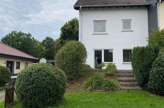 Haus mieten in Zum Fuchsloch, 66882 Hütschenhausen, Gemütliches Haus mit Garten in Hütschenhausen