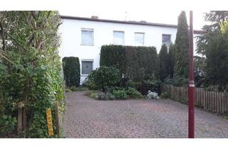 Haus mieten in 19065 Raben Steinfeld, Saniertes Reihenhaus mit drei Zimmern und EBK in Raben Steinfeld, Raben Steinfeld
