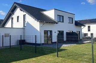 Haus mieten in Von-Gertzen-Straße 16, 53909 Zülpich, Wunderschöne DHH mit 5 Zimmern in unmittelbarer Nähe zu Zülpich